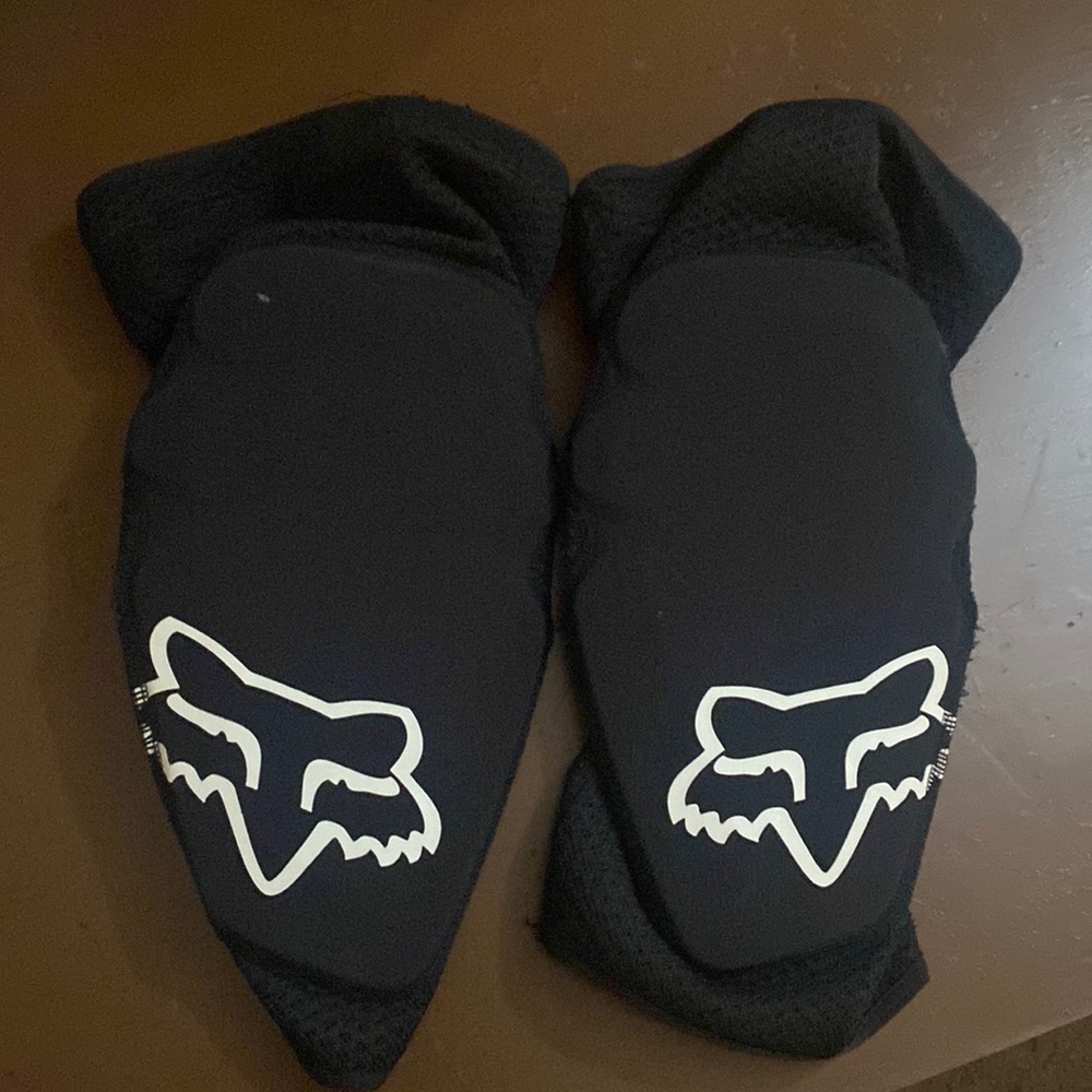 Fox MTB knee pads